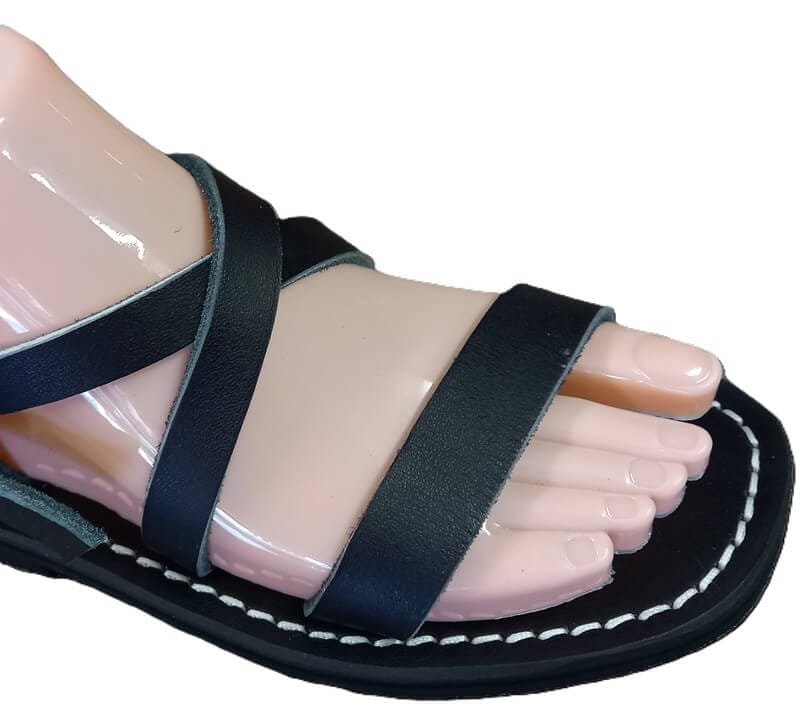 Sandales femme artisanales en cuir noires