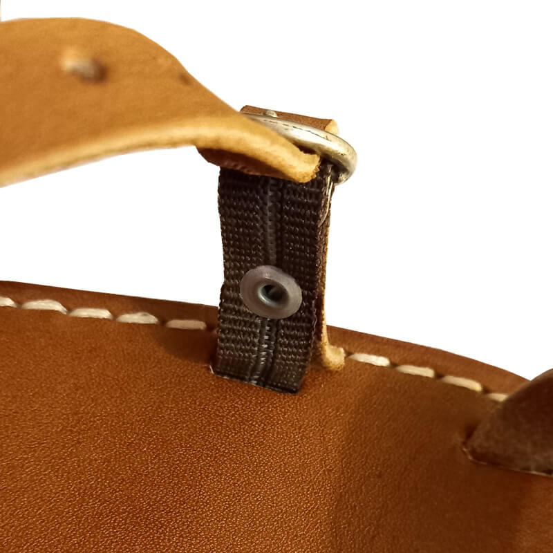 Détail boucle et élastique